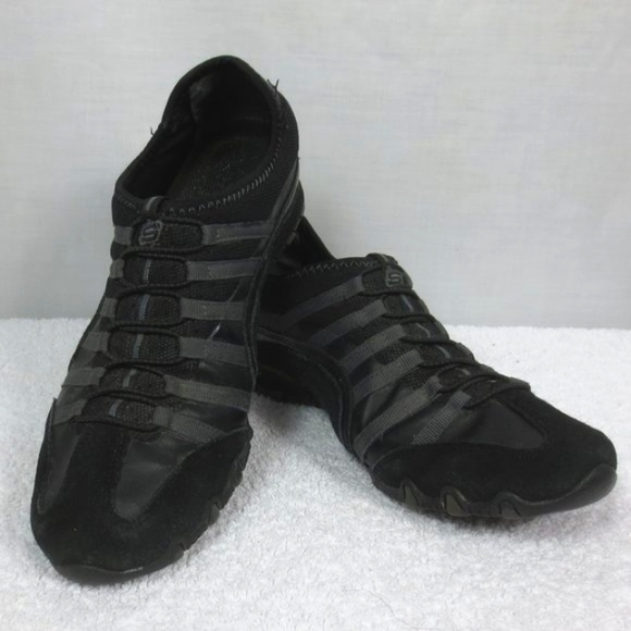 Skechers Shoes - Skechers Shoes Black Striped Leather Textile Slip-ins Casual Sneakers Size 8.5